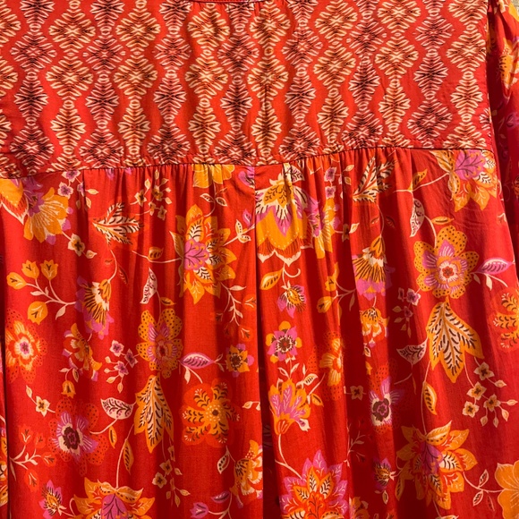 NWT Liverpool Los Angeles Red/Orange Print Top.  Sz. Lg. - Picture 9 of 16